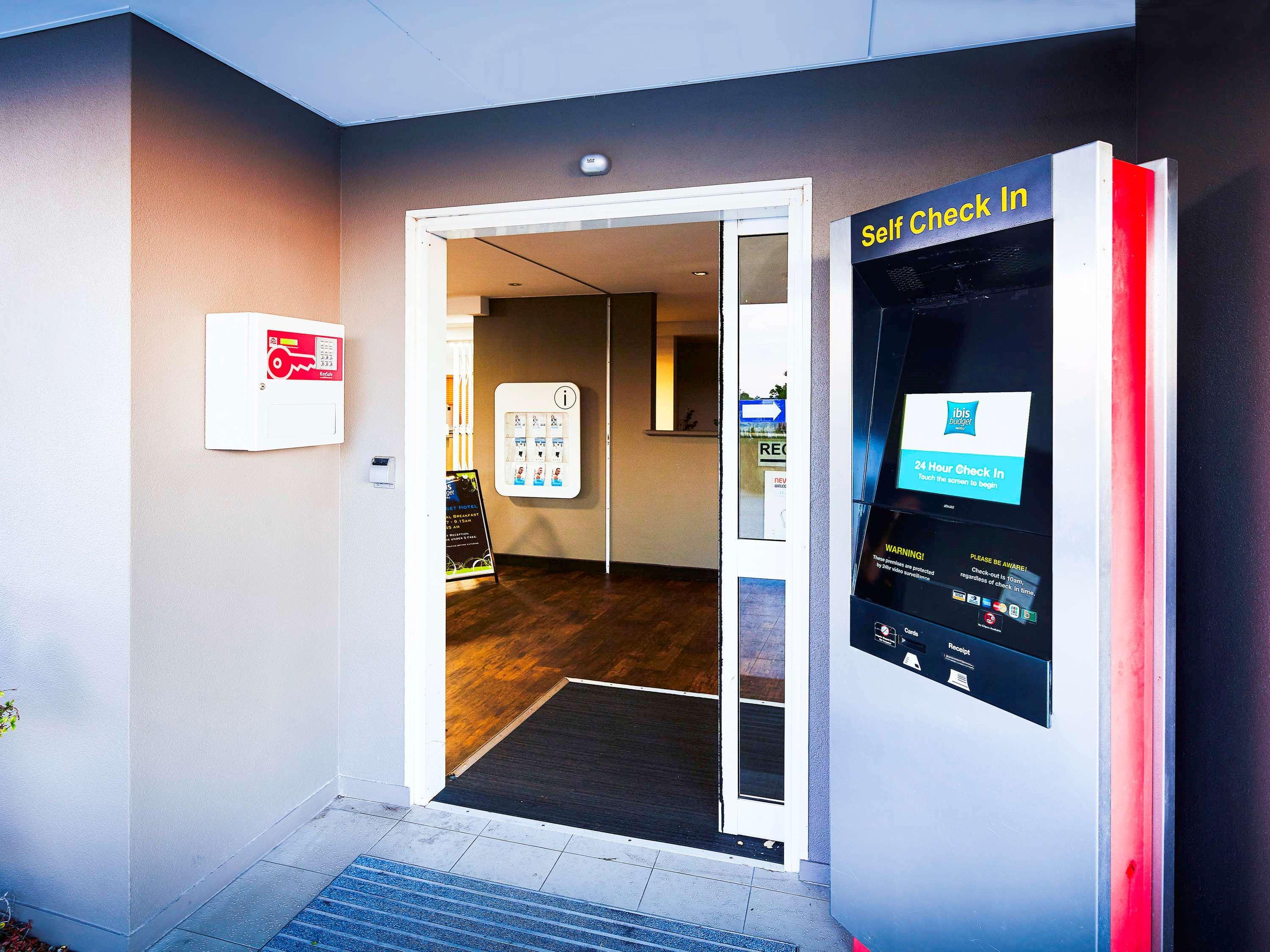 Ibis Budget Perth Airport Exterior photo