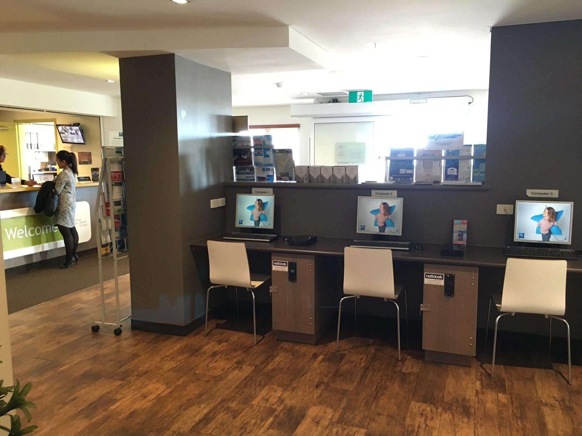 Ibis Budget Perth Airport Exterior photo