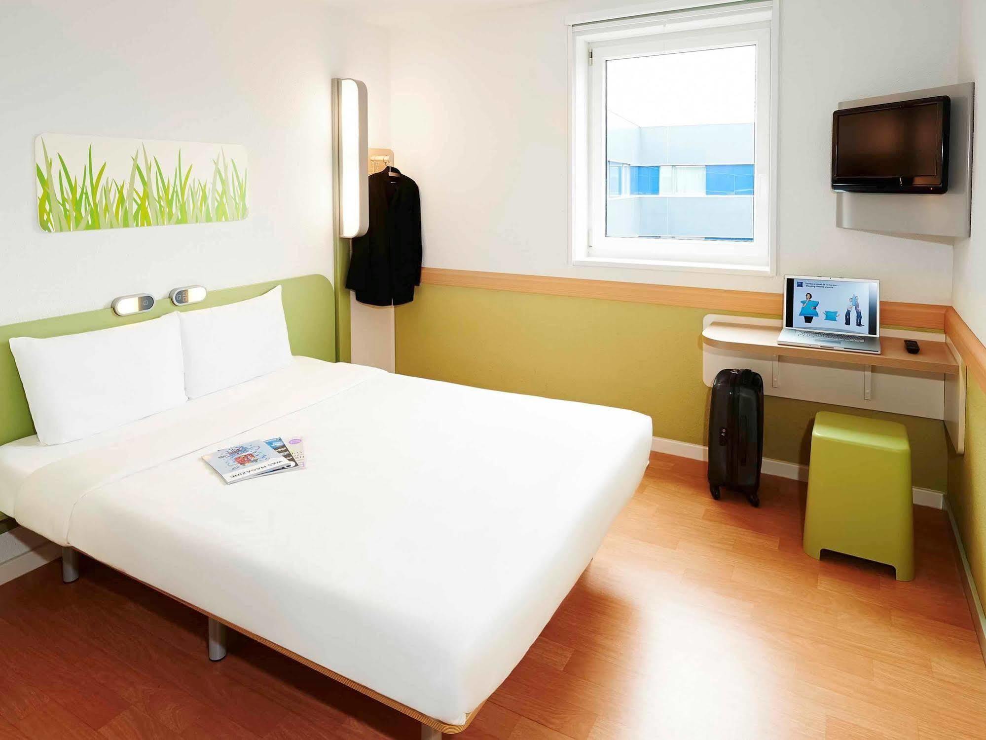 Ibis Budget Perth Airport Exterior photo